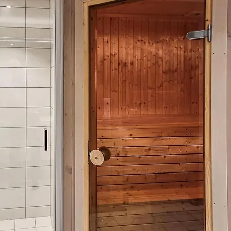 Дом отдыха Awesome In With Sauna